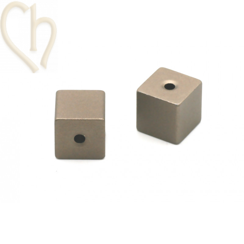 Perle cube aluminium anodisé 8mm Bronze