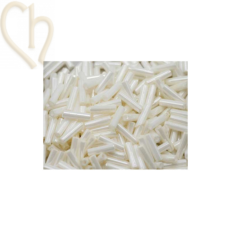 Bugle 6mm Miyuki Crème Opaque 594 Bugle 6mm Miyuki Crème Opaque 594
