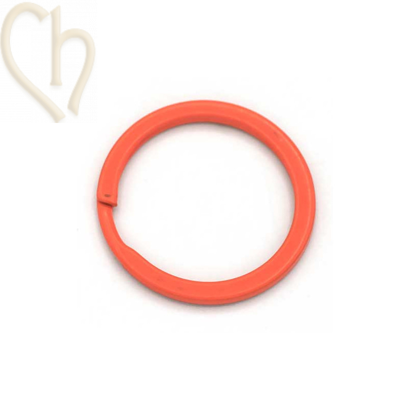 Porte-clés mousqueton orange avec deux anneaux sur