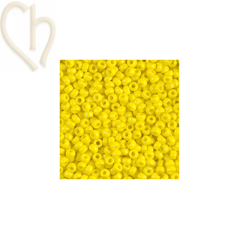 Miyuki Roc8/0 - Opaque Yellow 8-404