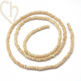 Ronde aplatie facettées 3x2mm couleur Cream Opaque