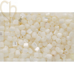 Nacré Tube bead 4*5mm White Pearl