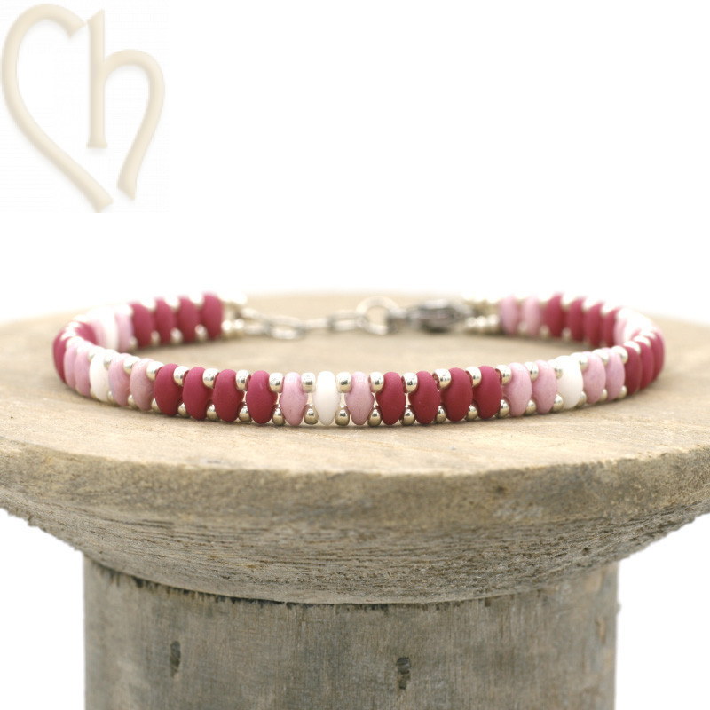 Kit armbandje ByElle met Superduo kralen - Rood roze Kit armbandje ByElle met Superduo kralen - Rood roze