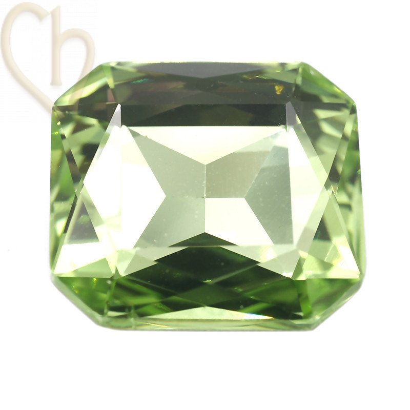 Charl'stone Crystal Cabochon 23mm 4675 - Chrysolite