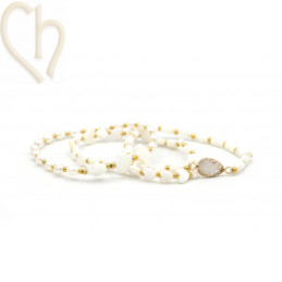 Parelmoer armband op elastiek Cuore