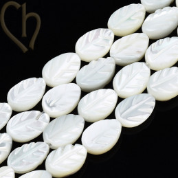 Nacré bead Leaf 9*6mm