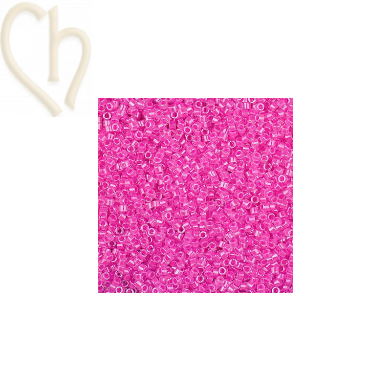 Miyuki Delica Luminous Hot Magenta - 11/0 5gr - DB2037