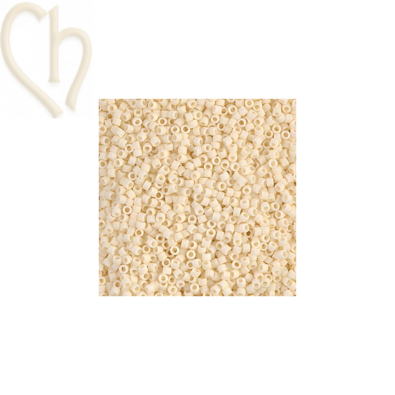 Miyuki Delica Opaque Matte Dark Cream - 11/0 5gr - DB0762