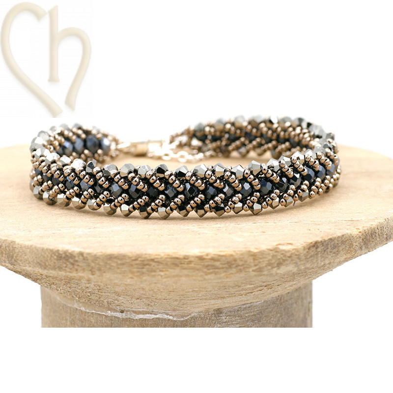 DIY Bracelet Kit Flat Spiral Stitch – Hematite Silver | Boutique Charlotte