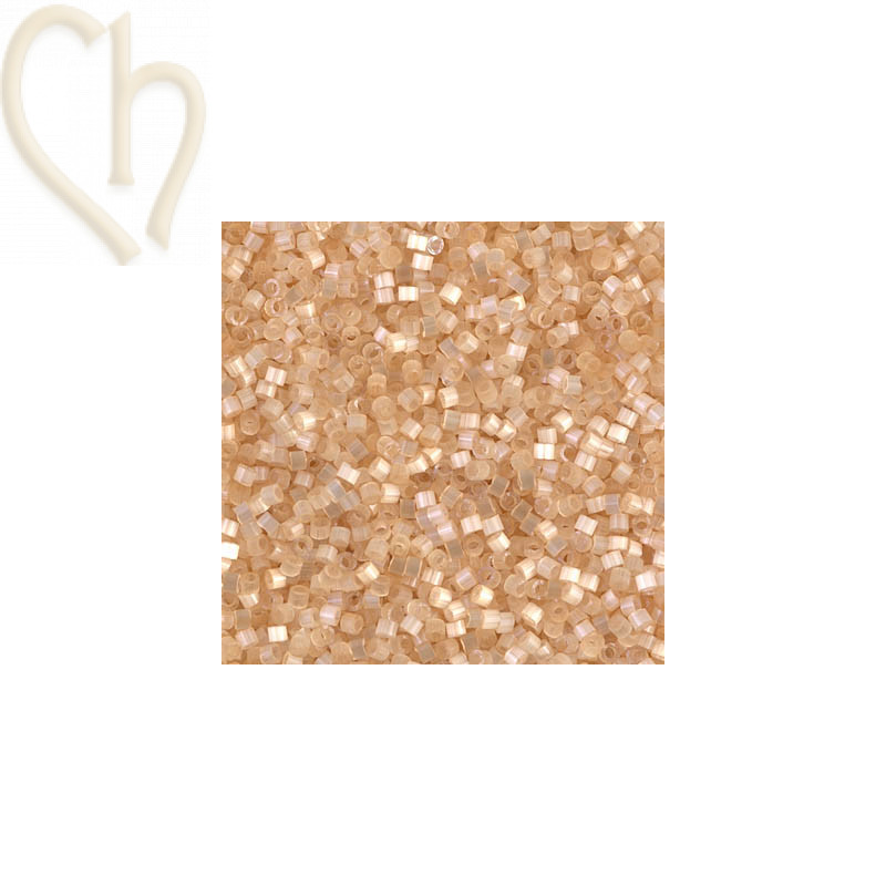 Miyuki Delica Silk Satin Light Topaz - 11/0 5gr - DB0674
