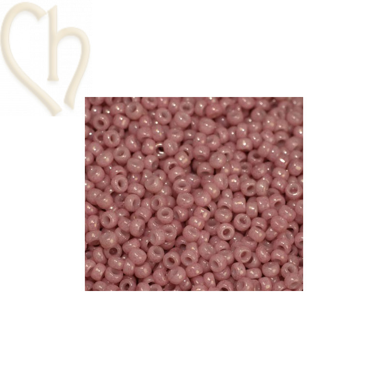Roc. 15/0 10gr. opaque ant rose luster